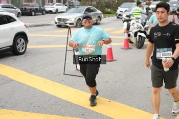 Runner Photo 4255475