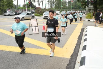 Runner Photo 4255480