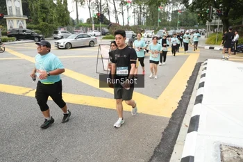 Runner Photo 4255485