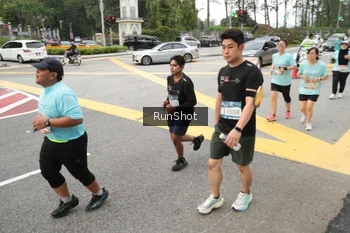 Runner Photo 4255502
