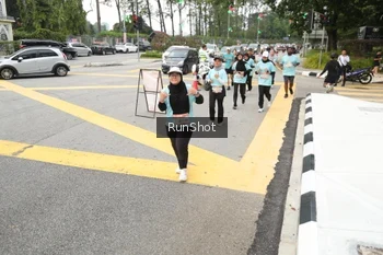 Runner Photo 4255517