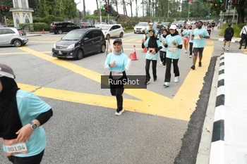 Runner Photo 4255525