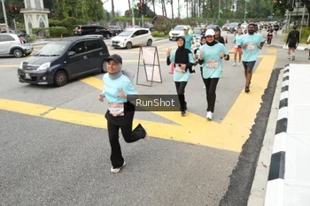 Runner Photo 4255526