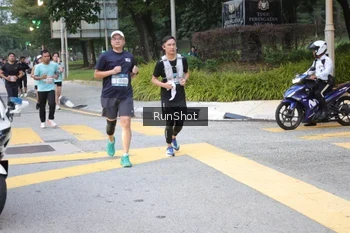 Runner Photo 4255527