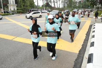 Runner Photo 4255536