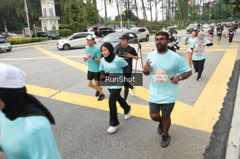 Runner Photo 4255542