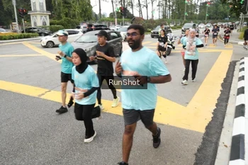 Runner Photo 4255545