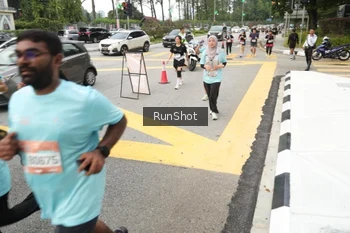 Runner Photo 4255546