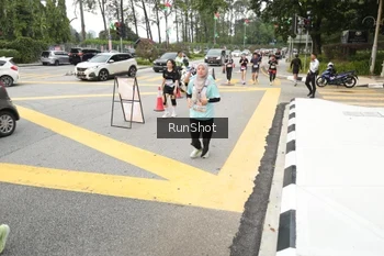 Runner Photo 4255550