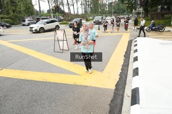 Runner Photo 4255551