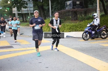 Runner Photo 4255554
