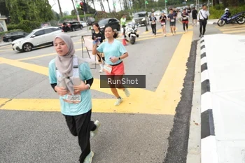 Runner Photo 4255555