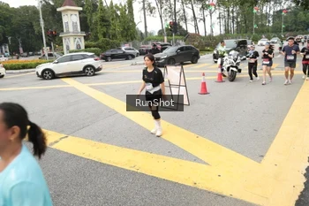 Runner Photo 4255563