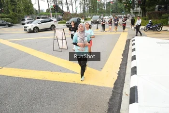 Runner Photo 4255565