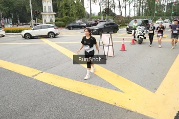 Runner Photo 4255566