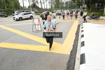 Runner Photo 4255568