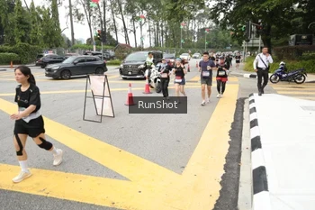 Runner Photo 4255573