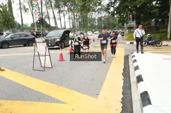 Runner Photo 4255576
