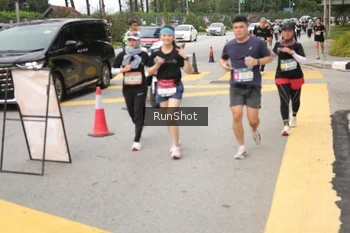 Runner Photo 4255578