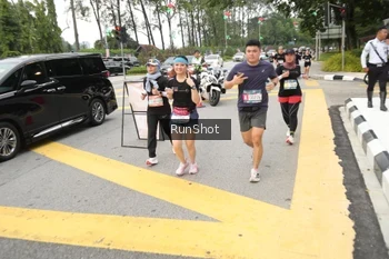 Runner Photo 4255587