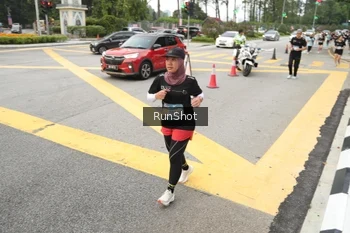 Runner Photo 4255607
