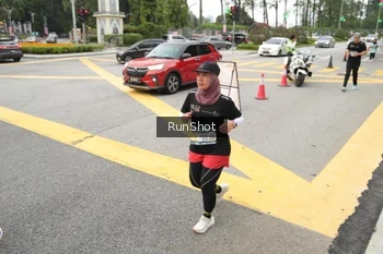 Runner Photo 4255610