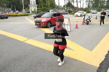Runner Photo 4255614