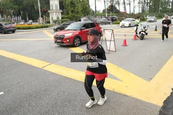 Runner Photo 4255615