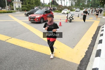 Runner Photo 4255618