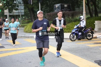 Runner Photo 4255637