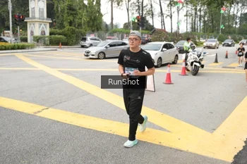 Runner Photo 4255640