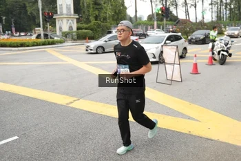 Runner Photo 4255645