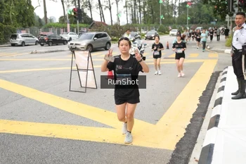 Runner Photo 4255651