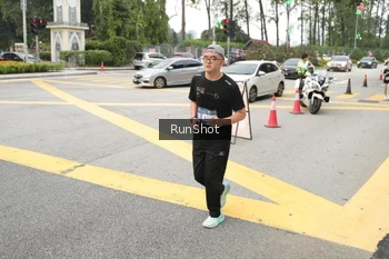 Runner Photo 4255654