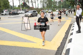 Runner Photo 4255659