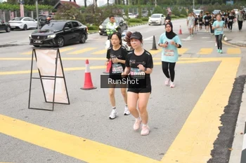 Runner Photo 4255660