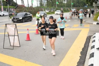 Runner Photo 4255663