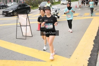 Runner Photo 4255666