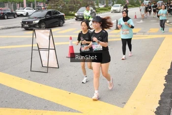 Runner Photo 4255667