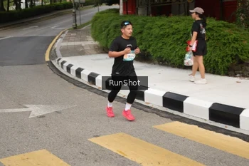Runner Photo 4255682