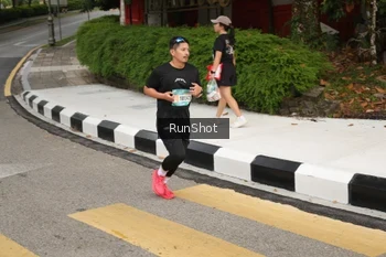 Runner Photo 4255689