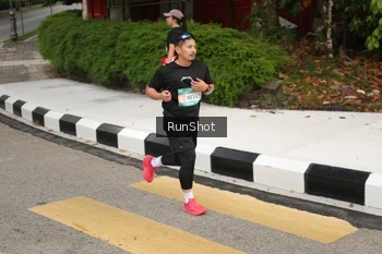 Runner Photo 4255694