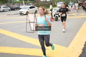 Runner Photo 4255704