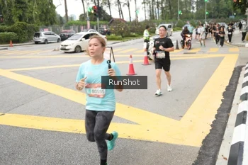 Runner Photo 4255711