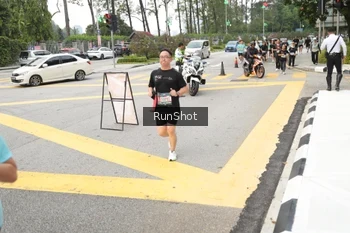 Runner Photo 4255712