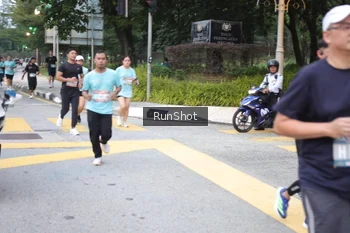 Runner Photo 4255713