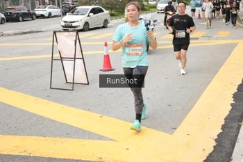 Runner Photo 4255714