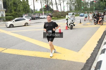 Runner Photo 4255720