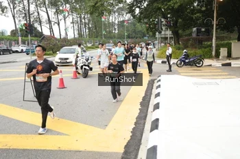 Runner Photo 4255723