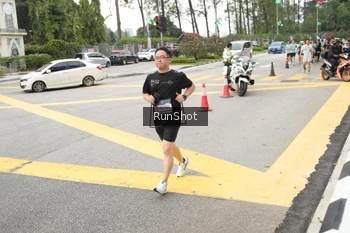 Runner Photo 4255726